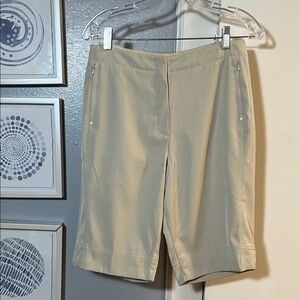 Tail Women's Beige Golf Tennis Shorts Size 6
